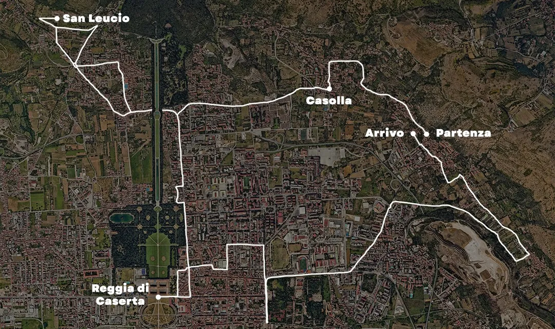 Mappa del percorso vista dall’alto: un anello che parte e arriva a Santa Barbara, scende fino alla Reggia di Caserta e risale verso San Leucio.